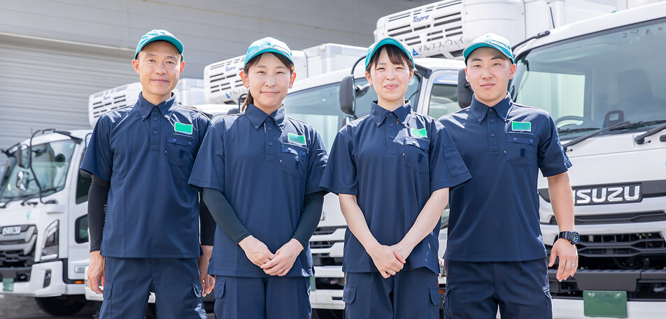 笑顔の社員たち